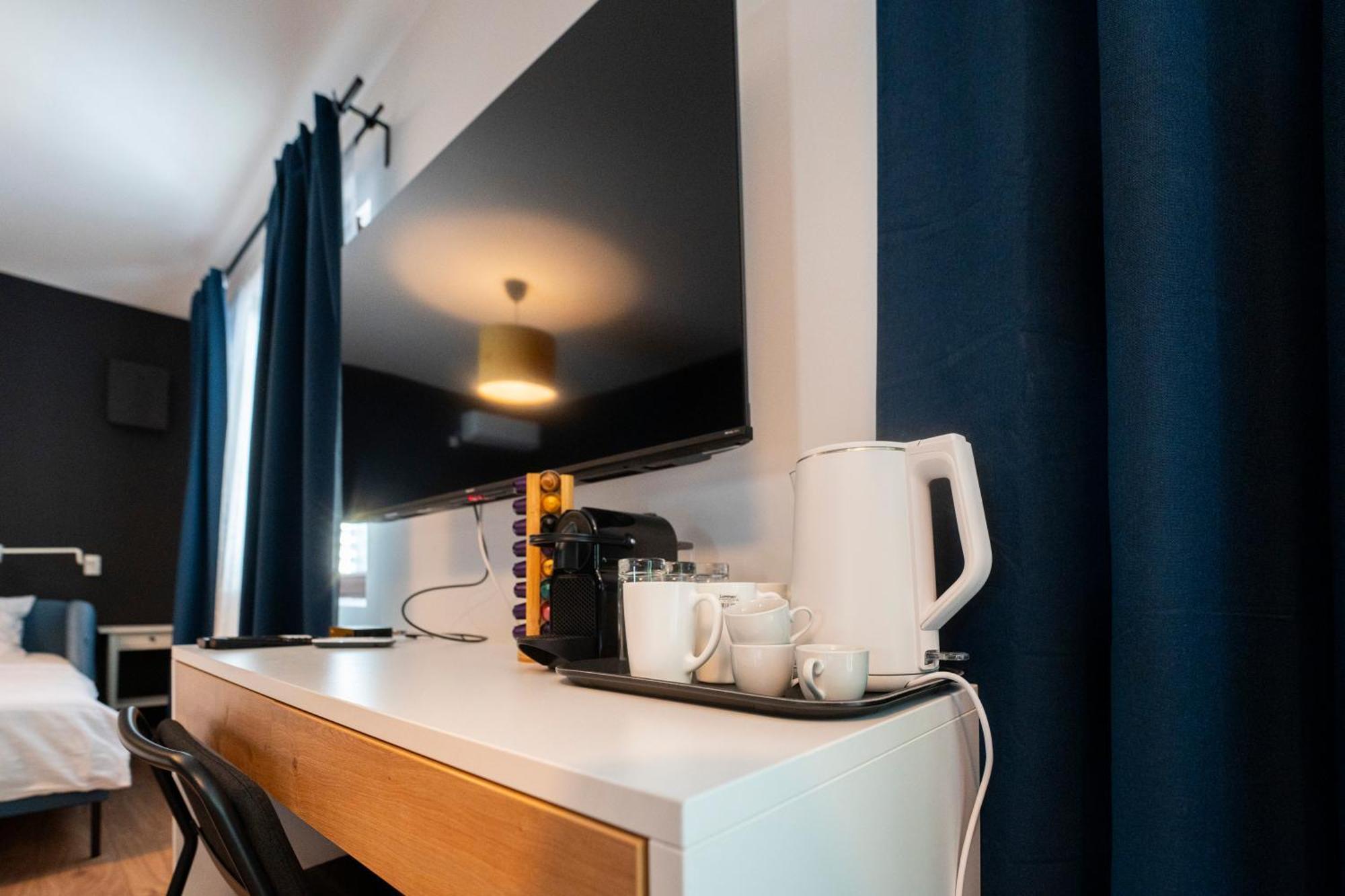 Cozy Nook B&B - Free Private Parking Novi Sad Ngoại thất bức ảnh
