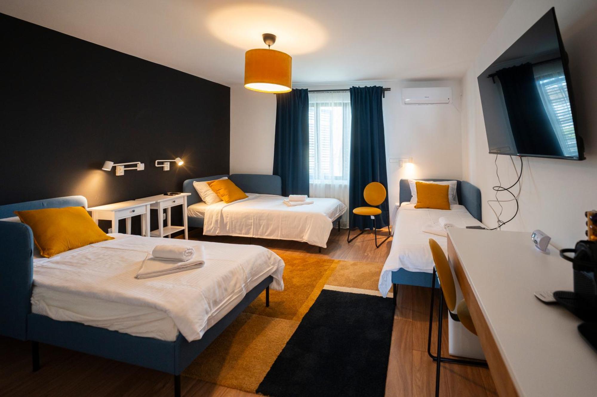 Cozy Nook B&B - Free Private Parking Novi Sad Ngoại thất bức ảnh