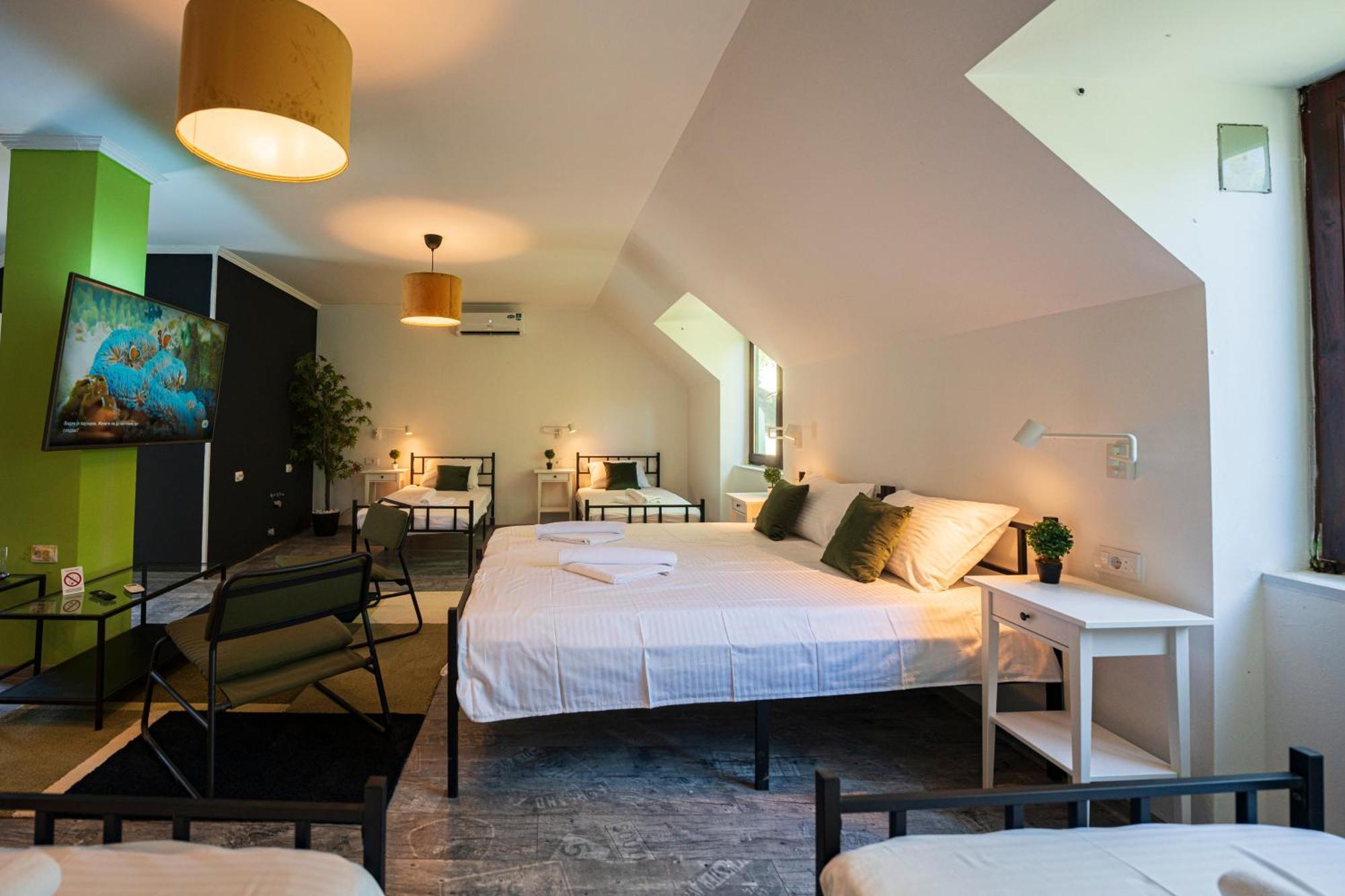 Cozy Nook B&B - Free Private Parking Novi Sad Ngoại thất bức ảnh