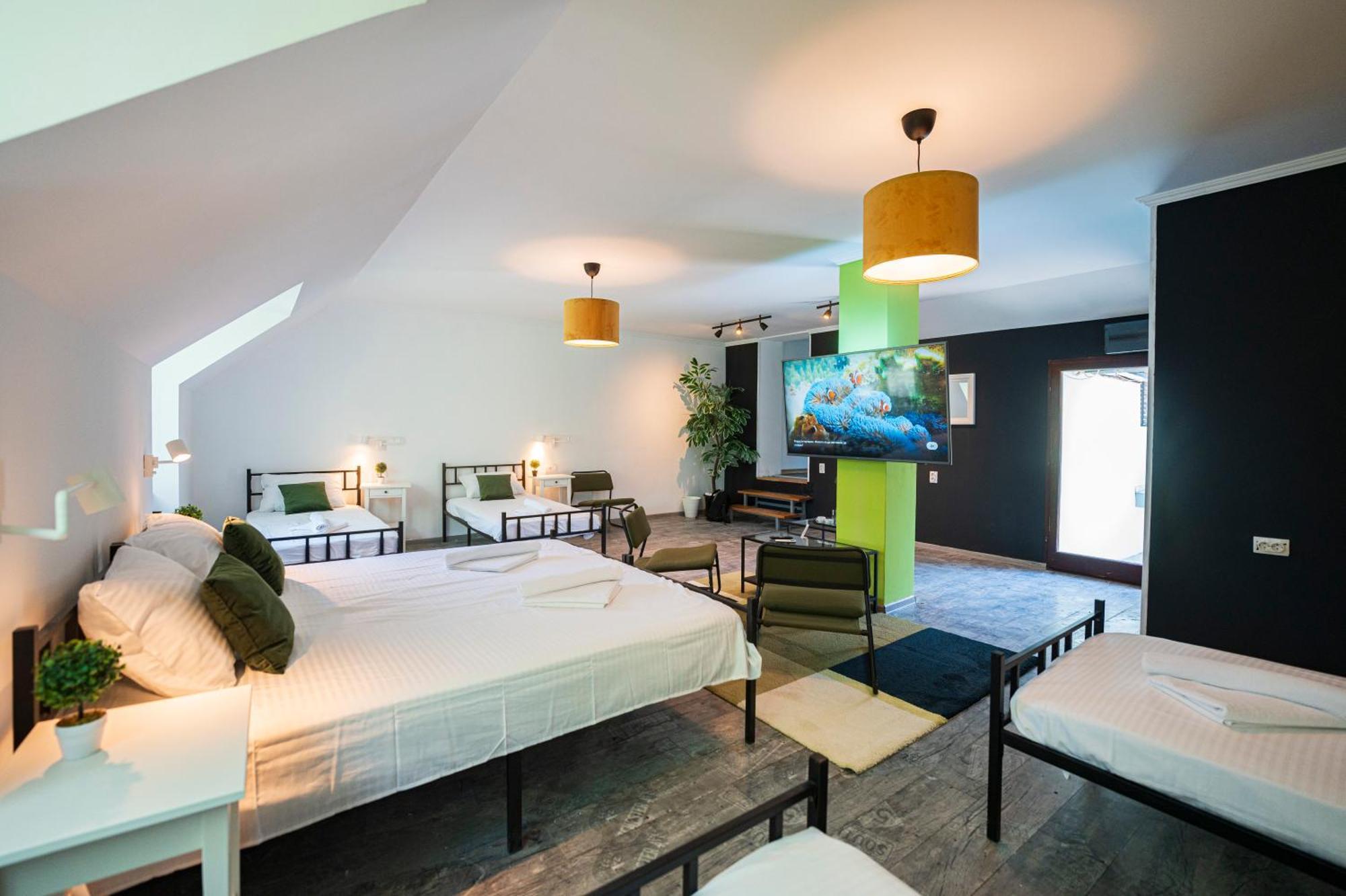 Cozy Nook B&B - Free Private Parking Novi Sad Ngoại thất bức ảnh